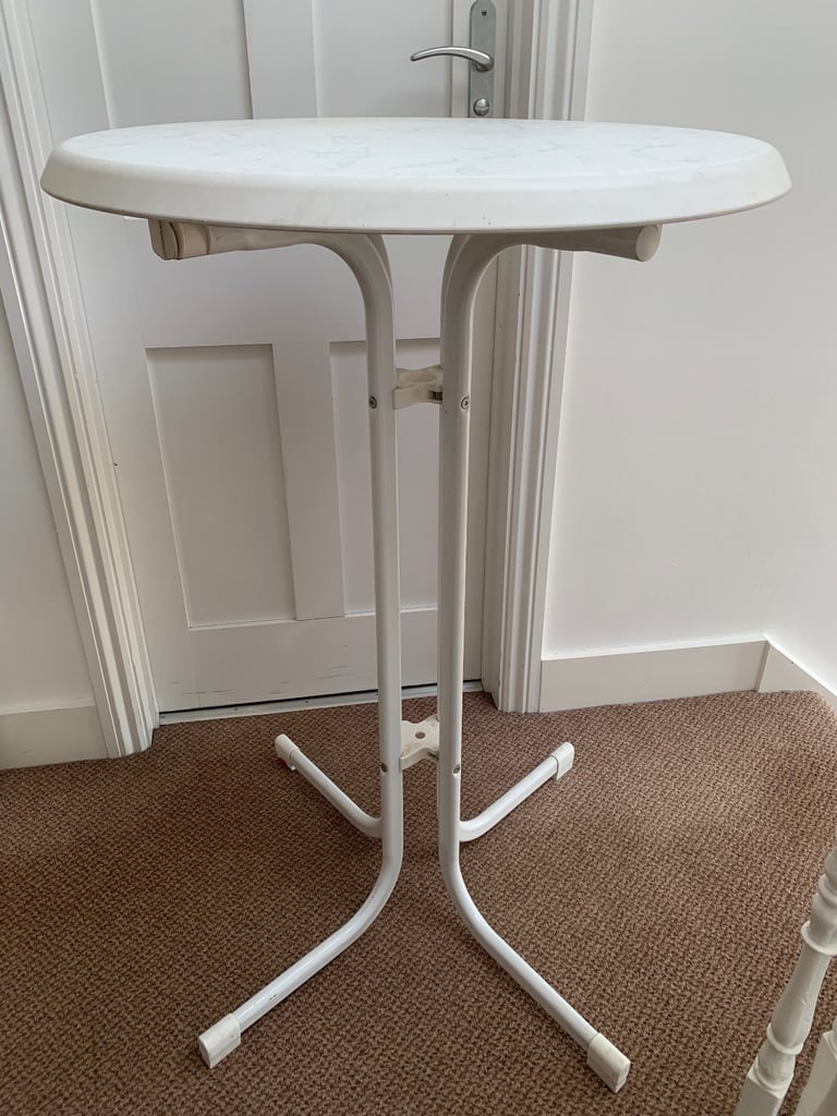 Bar table, tall garden table, bistro table 110 cm high foldable in good condition