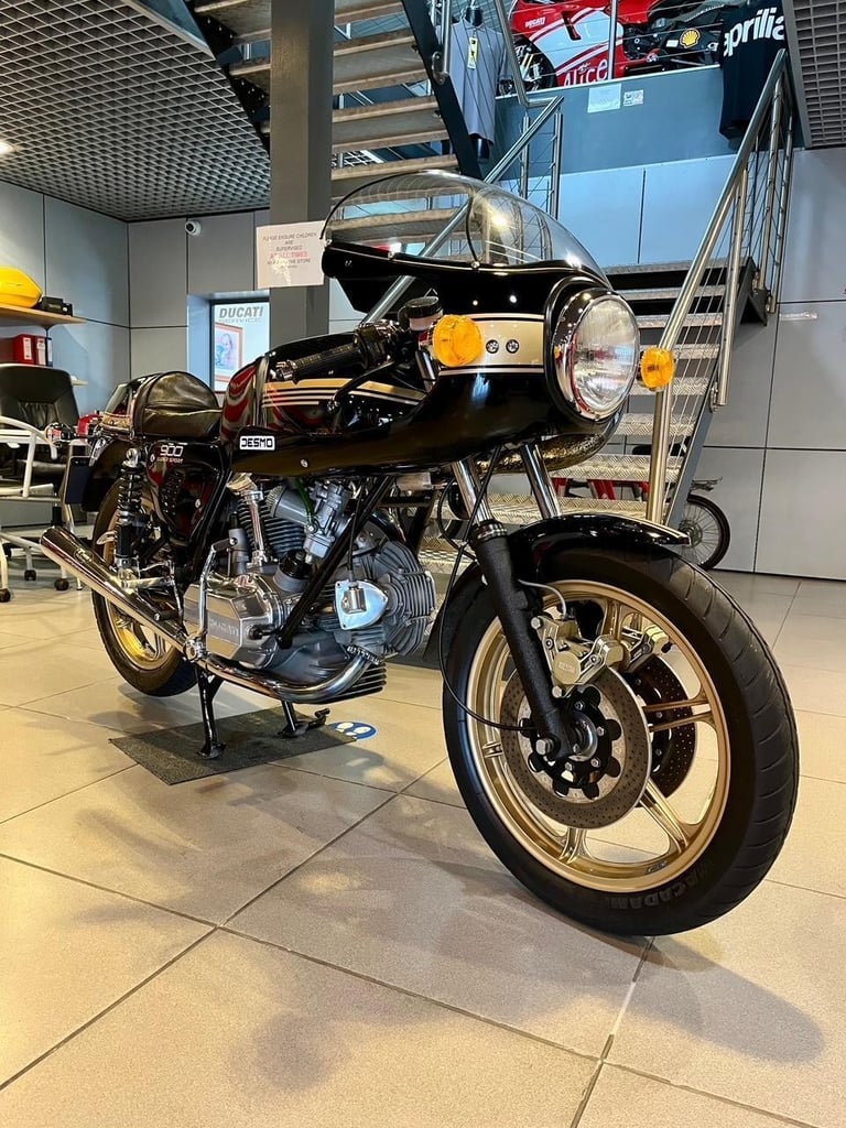 1980 DUCATI 900 SS BEVEL PRESENTED IN CONCOURS CONDITION -BEST EXAMPLE AVAILABLE