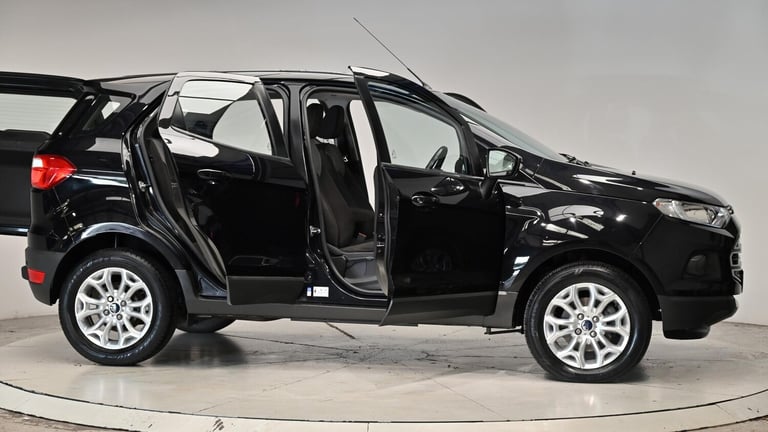 2015 Ford Ecosport 1.5 Zetec 2WD Euro 5 5dr HATCHBACK Petrol Manual