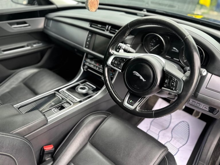 2018 Jaguar XF 2.0i R-Sport Auto Euro 6 (s/s) 4dr SALOON Petrol Automatic