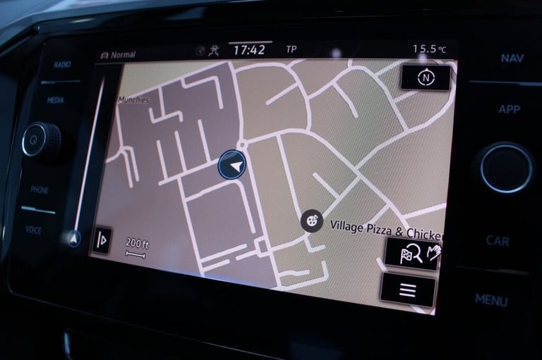 2019 69 VOLKSWAGEN PASSAT 1.6 TDI SE NAV SALOON 4DR DIESEL DSG EURO 6 (S/S) (120