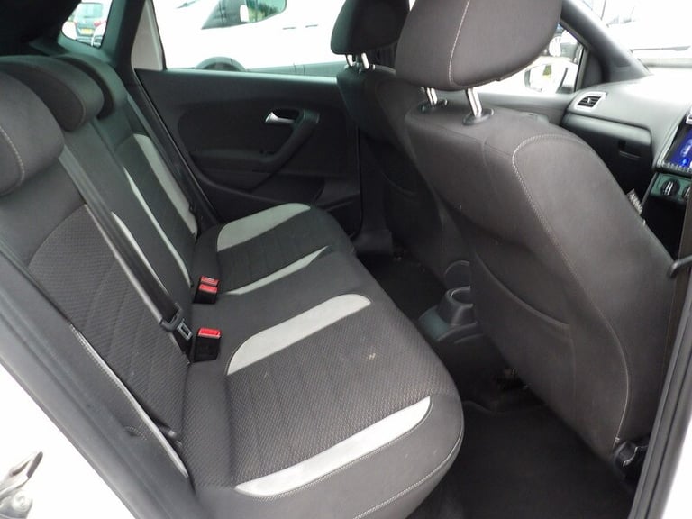 2014 Volkswagen Polo TSI R-Line Hatchback Petrol Manual