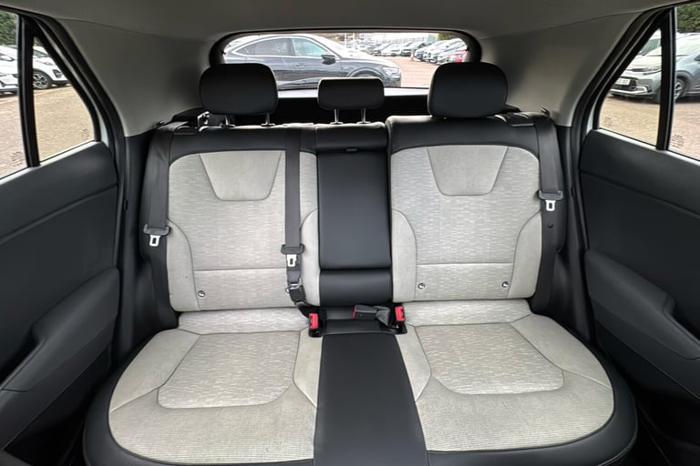  Kia Niro Electric 64.8kwh 4 Suv 5dr Electric Auto 201 Bhp Electric