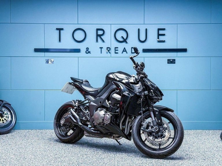 2015 15 KAWASAKI Z1000 SUPERNAKED 1000 - LOW MILES - VANCE HINES