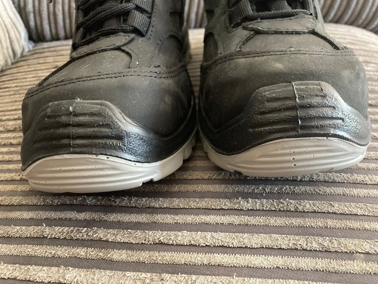 U POWER YUKON S2 SAFETY TRAINERS BRAND NEW SIZE 6