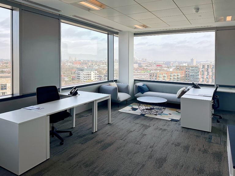 London - W4 5YA, Serviced office to rent at 3 Chiswick Park