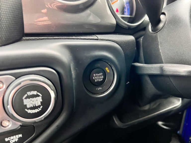 2020 Jeep Wrangler 2.2 MultiJetII Sahara SUV 4dr Diesel Auto 4WD Euro 6 (s/s) (200 ps) CONVERTIBL...