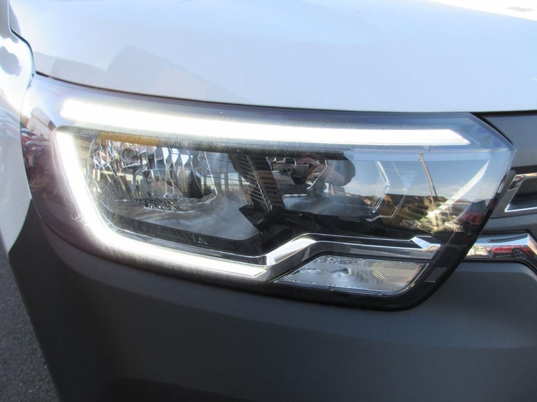 2025 Renault Kangoo LL21 E-Tech advance rc panel van MY24 PANEL VAN Electric Automatic