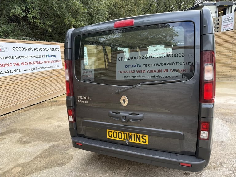 2024 RENAULT TRAFIC ADVANCE LL30 9 SEATER 2.0TD AUTO DAMAGED REPAIRABLE SALVAGE 