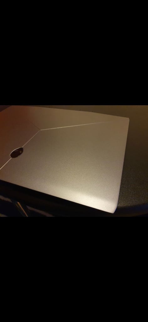 Alienware m15