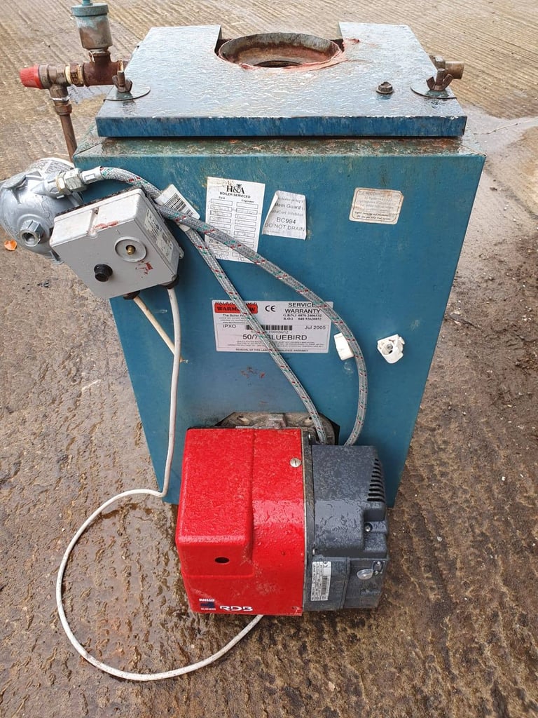 Old Warmflow Boiler Warmflow Kabin-Pak K120HE 33kW Regular Oil