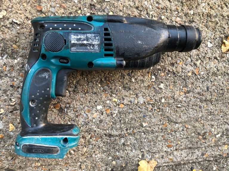 Makita SDS hammer drill 18v 