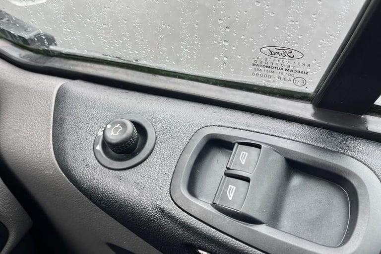 2019 Ford Transit Custom 2.0 EcoBlue 170ps Low Roof D/Cab Limited Van Auto PANEL VAN DIESEL Autom...