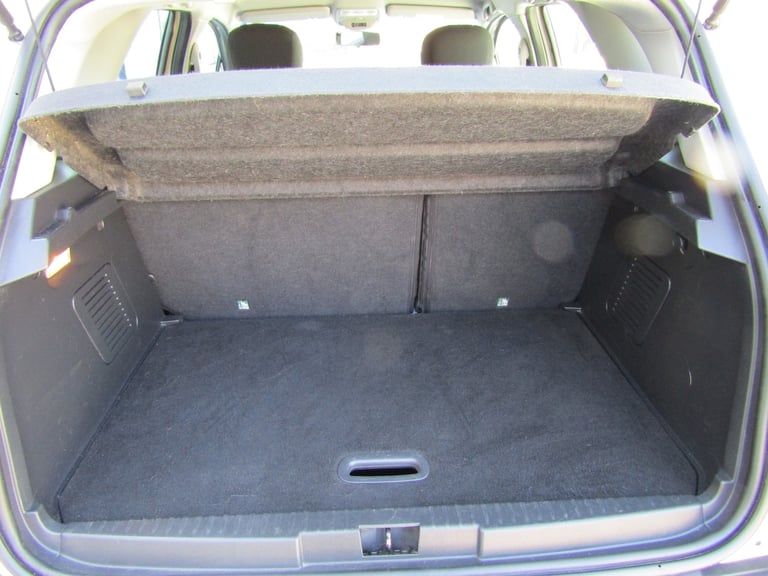 LEFT HAND DRIVE 2014 RENAULT CAPTUR 0.9 TCe ENERGY DYNAMIC MEDINAV 5DR PETROL