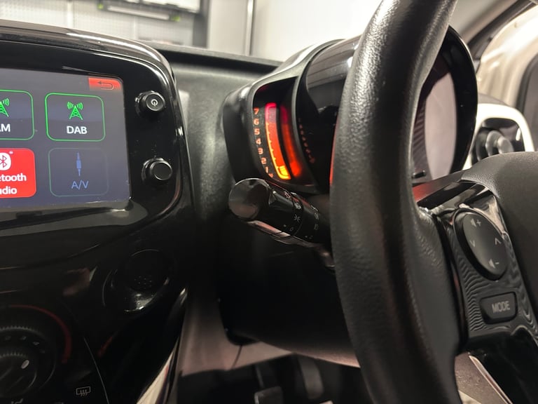 2014 Toyota AYGO 1.0 VVT-i X-Pression 5dr x-shift HATCHBACK Petrol Manual