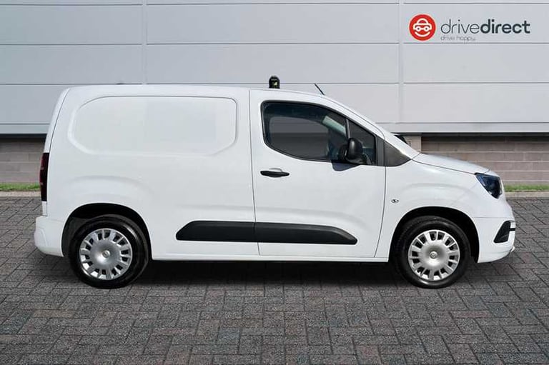 2022 Vauxhall Combo 1.5 Turbo D 2000 Sportive Panel Van 5dr Diesel Manual L1 H1 Euro 6 (100 ps) P...