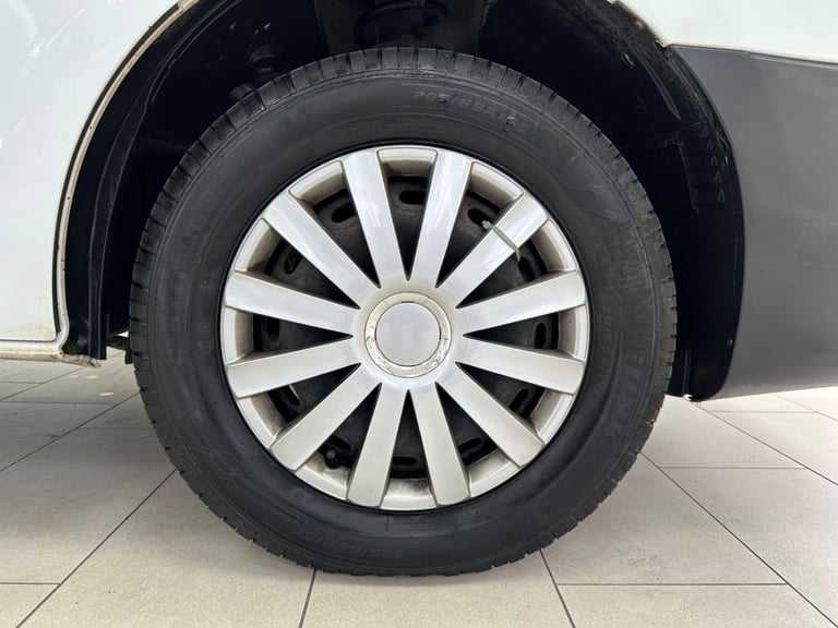 2015 Renault Trafic 1.6 dCi 27 Business camper conversion, 6 seats 5dr Diesel Manual SWB Standa C...