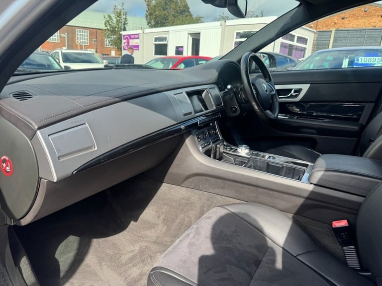 2014 Jaguar XF 3.0d V6 R-Sport Sportbrake 5dr Diesel Auto Euro 5 (s/s) (240 ps) Estate Diesel Aut...