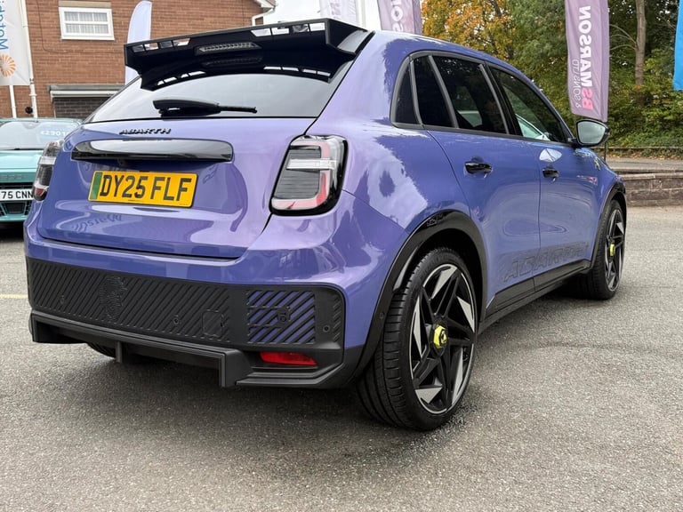 2025 Abarth 600e 54kWh Scorpionissima SUV 5dr Electric Auto (280 ps) Hatchback Electric Automatic