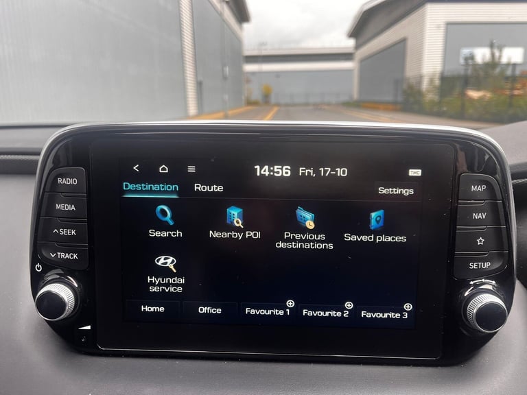 2018 Hyundai Santa Fe 2.2 CRDi Premium SE Auto 4WD Euro 6 (s/s) 5dr 7 Seat ESTATE Diesel Automatic