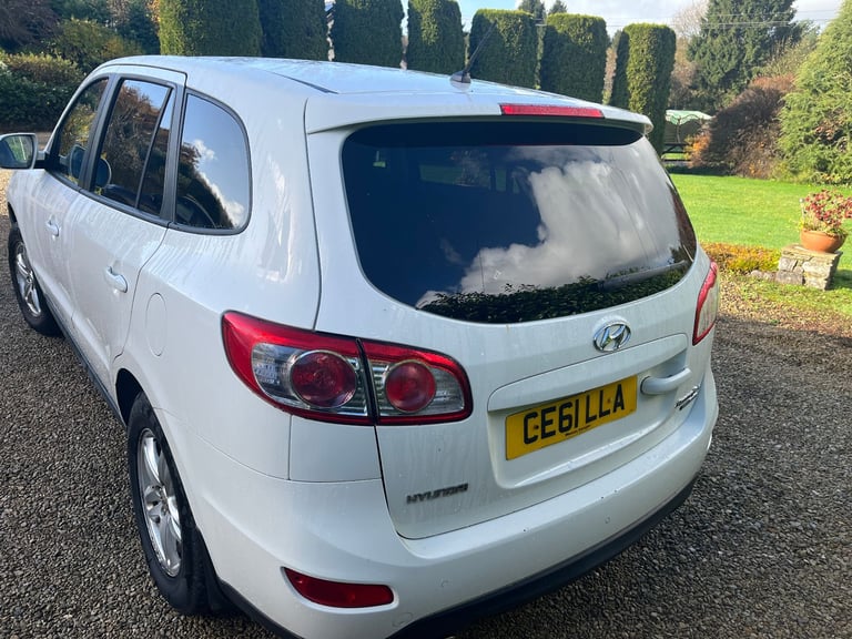 Hyundai, SANTA FE, Style, CRDi, Estate, 4WD, 7 seats, 2011 (61), Manual, 2199 (cc), 5 doors