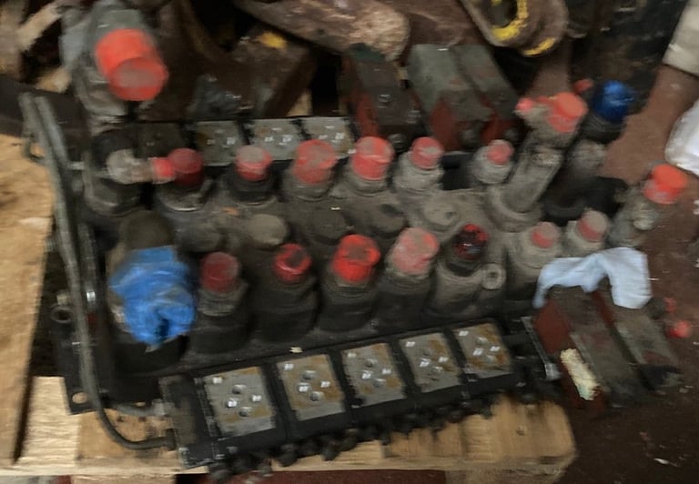 Hydraulic valve block - untested