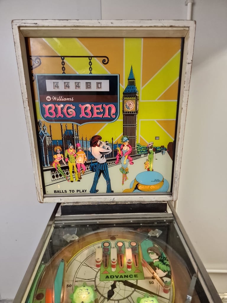 1975 Vintage Retro Fully Working Big Ben Pinball Machine 