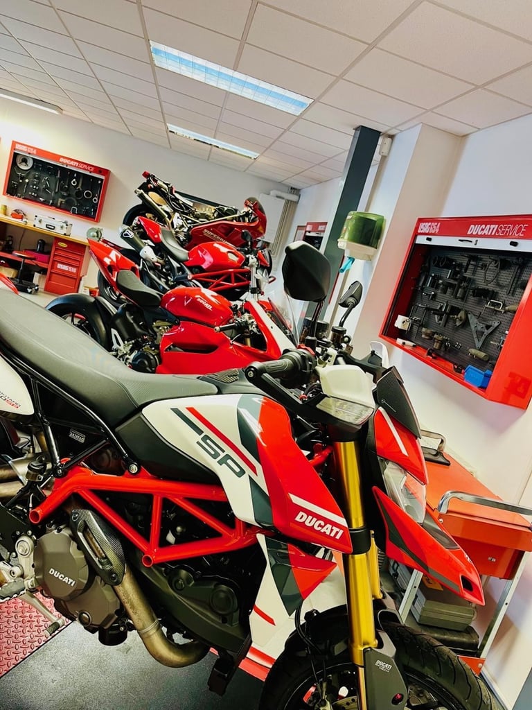 DUCATI [Phone number removed]16 [Phone number removed][Phone number removed]0 MONSTER DIAVEL SUPE...