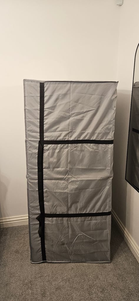 Large guest bed 