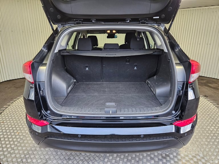 2017 Hyundai TUCSON 1.7 CRDi Blue Drive SE Nav 5dr 2WD DCT ESTATE DIESEL Automatic