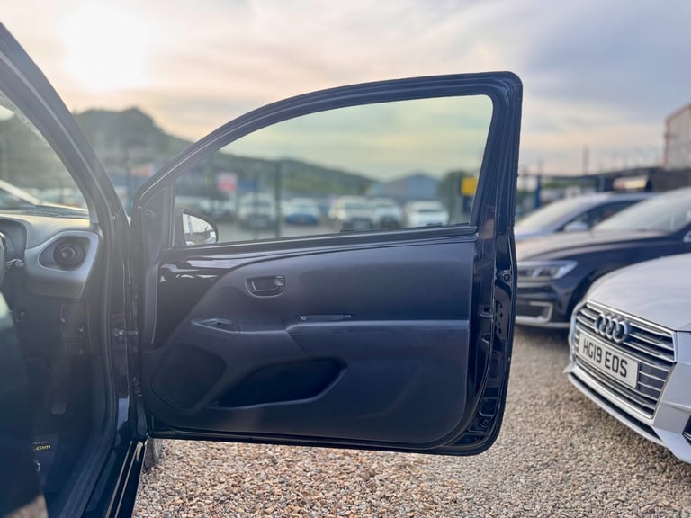 2014 Citroen C1 1.0 VTi Feel 3dr HATCHBACK Petrol Manual