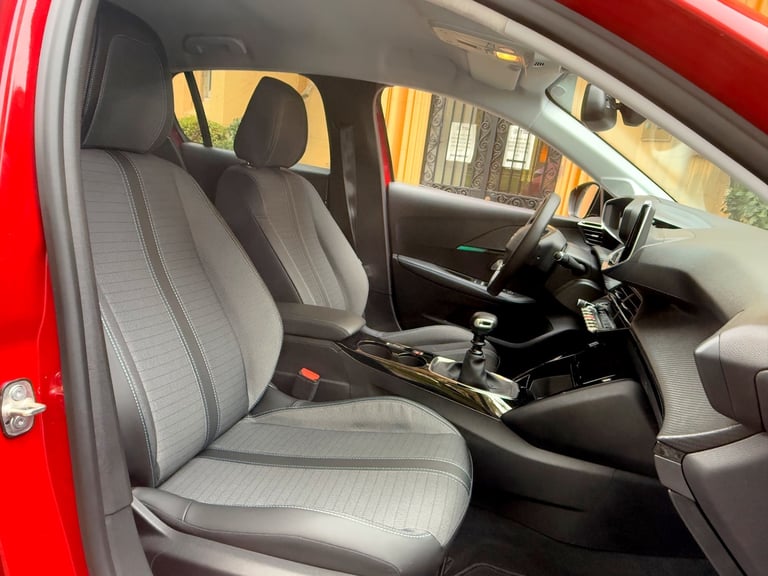 LEFT HAND DRIVE 2020 PEUGEOT 208 1.2 PETROL [ONLY 4.5K MILES!] ECO |UK REG | LHD