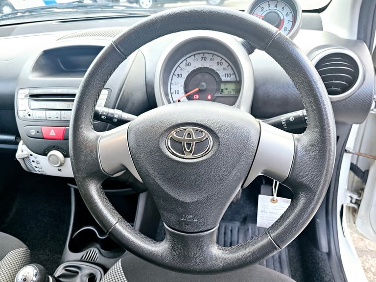 2013 Toyota AYGO 1.0 VVT-i Fire 5dr HATCHBACK Petrol Manual
