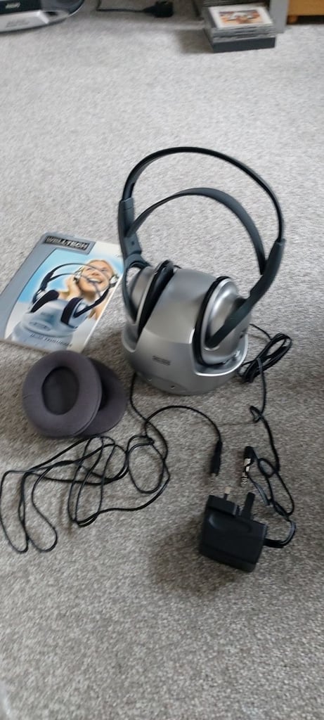 WllTech wireless RF headphones unused