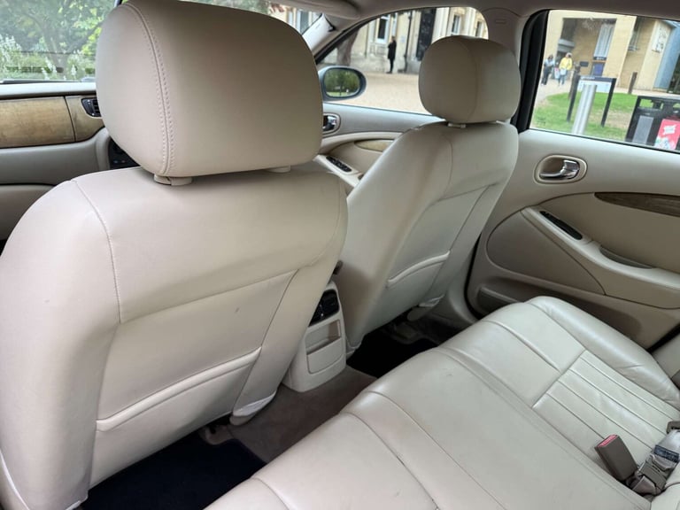 2003 Jaguar S-Type 2.5 S-Type V6 SE Auto 4dr Saloon Petrol Automatic