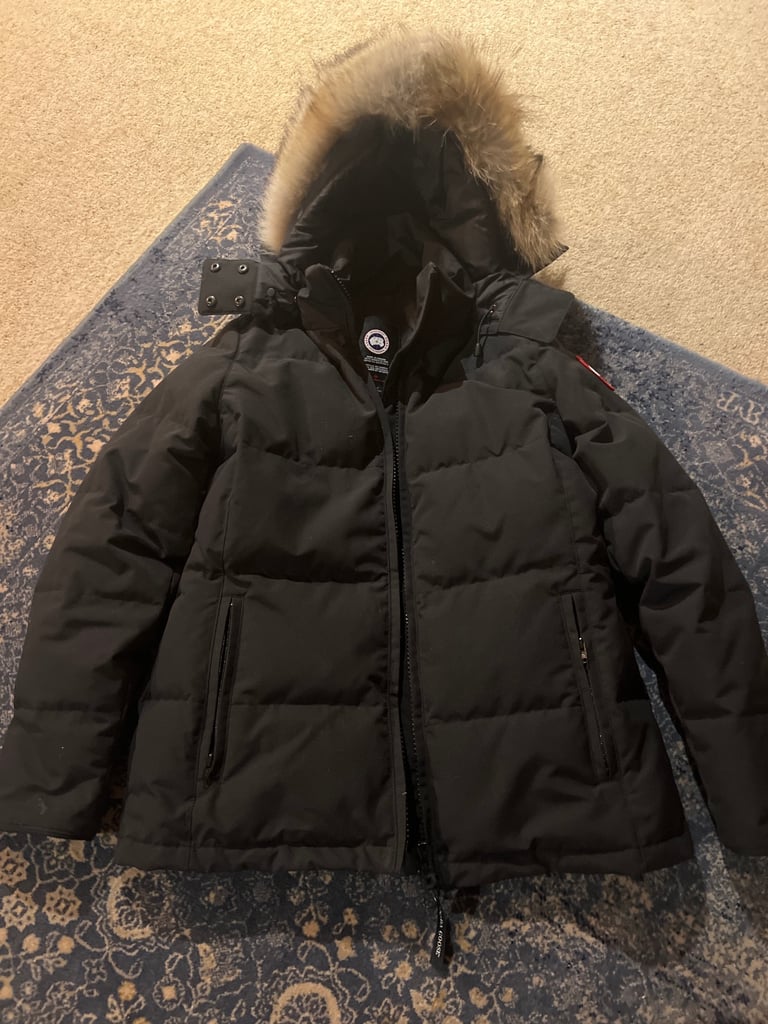 image for Canada goose women’s hooded jacket/coat