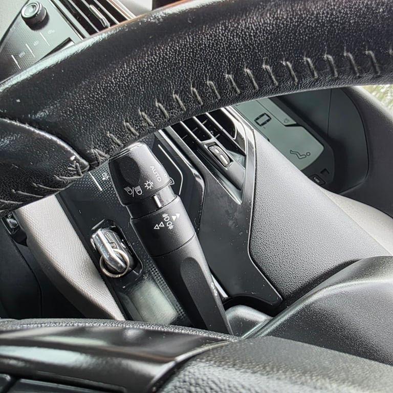 CITROEN C4 PICASSO VTR+ MODEL 1.6 DIESEL 115 BHP YEAR 2014 £20 ROAD TAX PER YEAR LOW MILES!!!