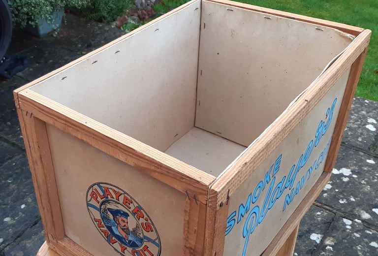 image for PLAYERS NAVY CUT PACKING CRATE