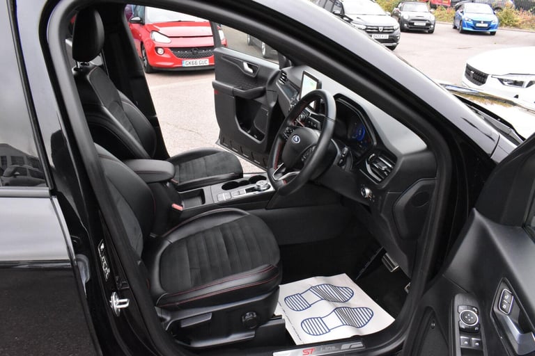 2020 Ford Kuga 2.5 EcoBoost Duratec 14.4kWh ST-Line First Edition CVT Euro 6