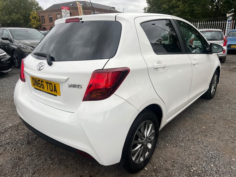 2016 Toyota Yaris 1.33 VVT-i Icon 5dr HATCHBACK Petrol Manual