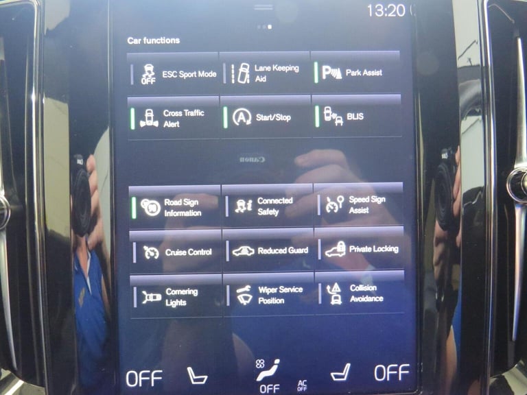 VOLVO XC60 2.0 D4 R-Design Auto AWD Euro 6 (s/s) 5dr Silver Auto Diesel 2018