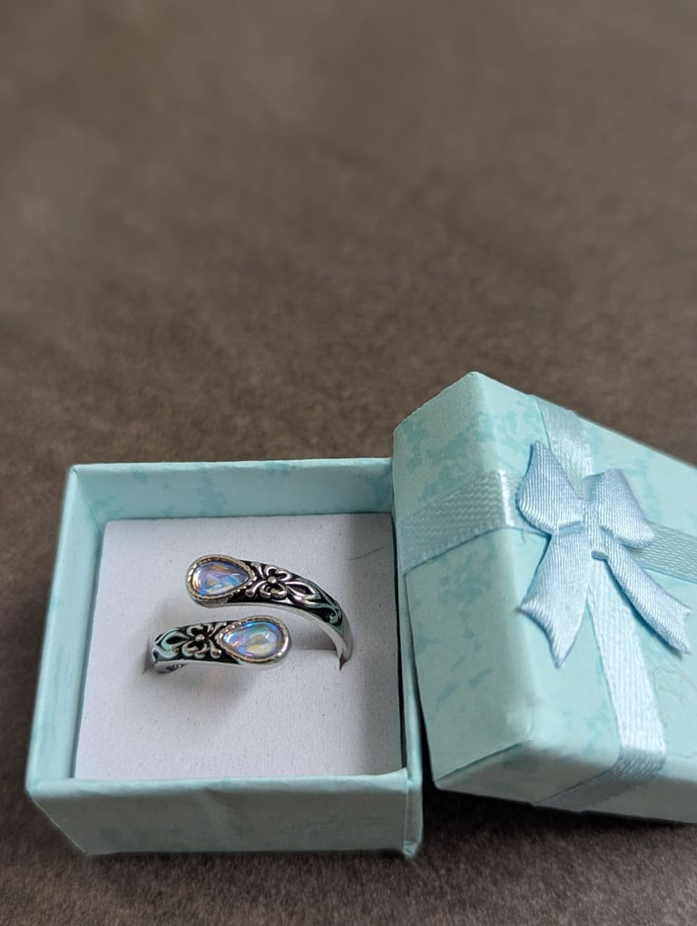 image for Sterling silver moonstone ring 
