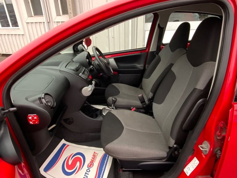 2013 Toyota AYGO 1.0 VVT-i Move Hatchback 5dr Petrol MultiMode Euro 5 (68 ps) Hatchback Petrol Au...