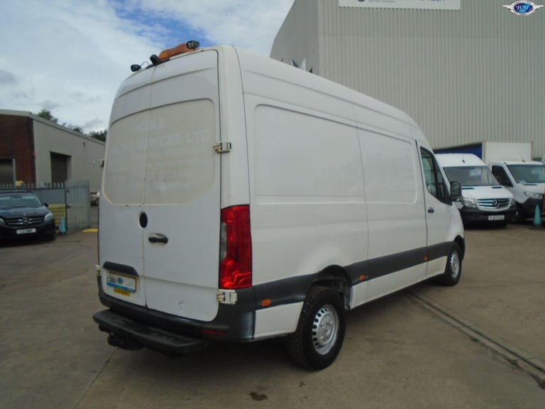 MERCEDES-BENZ SPRINTER 2.1 314 CDI White Manual Diesel 2018