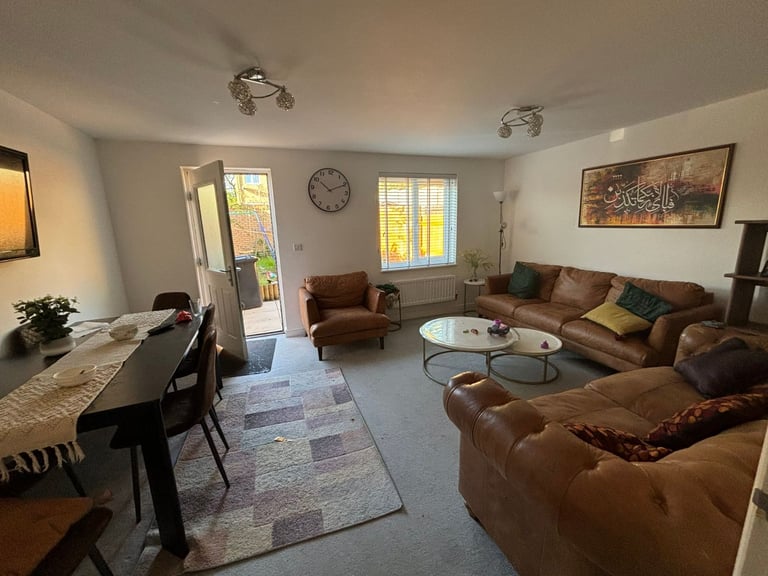 2 Bedroom House to let in Ebbsfleet Valley, Christabel close, Swanscombe DA10 