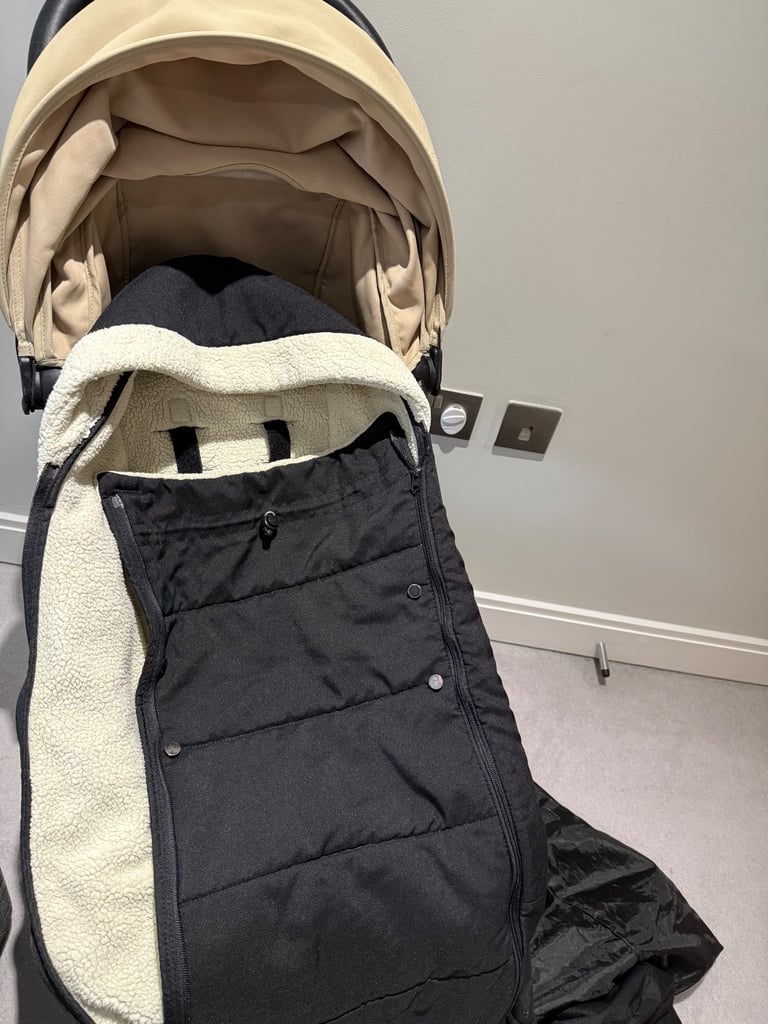 image for Babyzen Yoyo taupe 💛