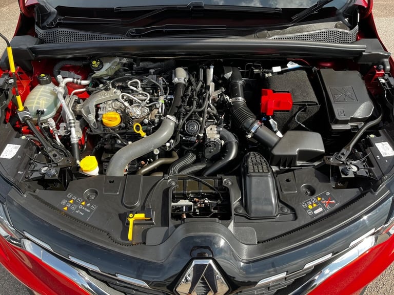 2020 Renault Captur ICONIC TCE Hatchback Petrol Manual