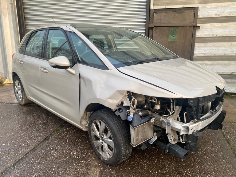 2019 68 REG CITROEN C4 PICASSO 1.6HDi STARTS. DAMAGED REPAIRABLE SALVAGE *ULEZ*