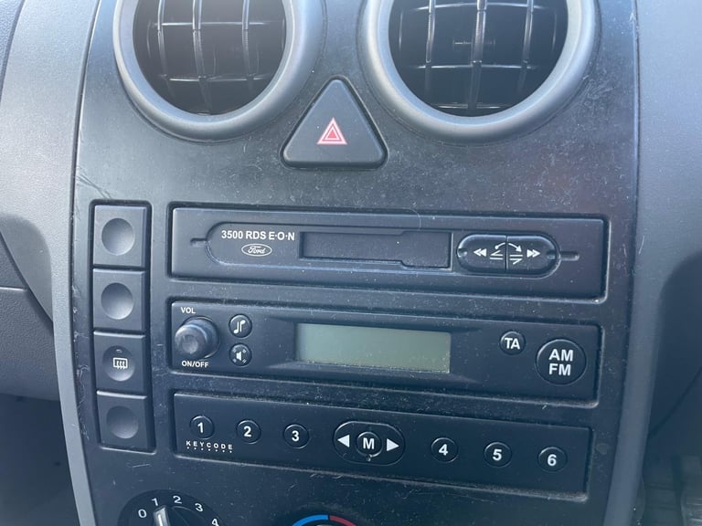 FORD FUSION 1.4 TDCI 2004 REG  5 DOOR GENUINE 88535 TIMING BELT REPLACED MOT APRIL 16TH 2026 TAX £35