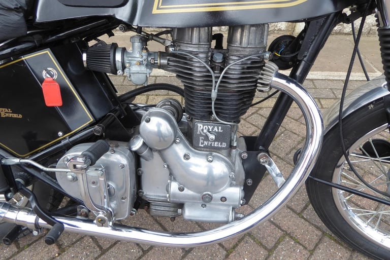 ROYAL ENFIELD CAFE RACER 350 J REG REAR SETS SINGLE SEAT 1 YEARS MOT